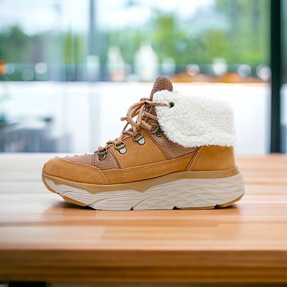 SKECHERS MAX CUSHIONING PINNACLE BOOTS IN CHESTNUT TAN BROWN - SIZE 6 - Picture 3 of 11